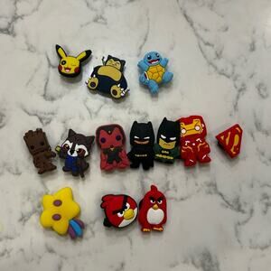 13‎ Shoe Gems/Characters